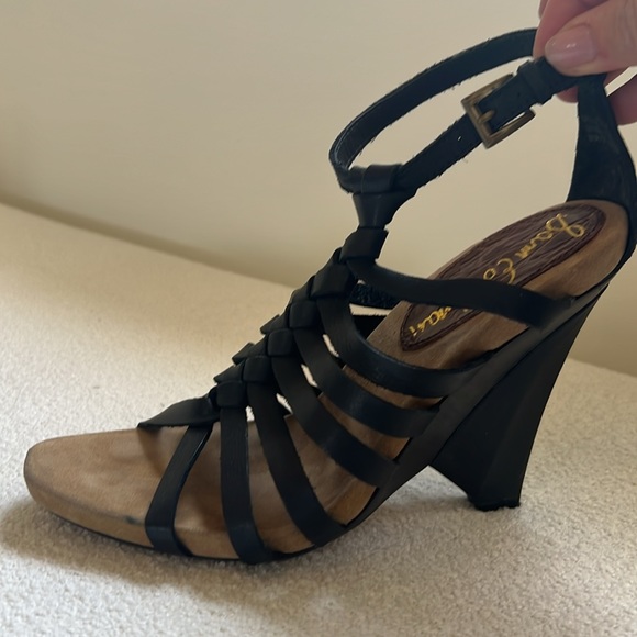 Sam Edelman Black Leather Sandals - Picture 5 of 8